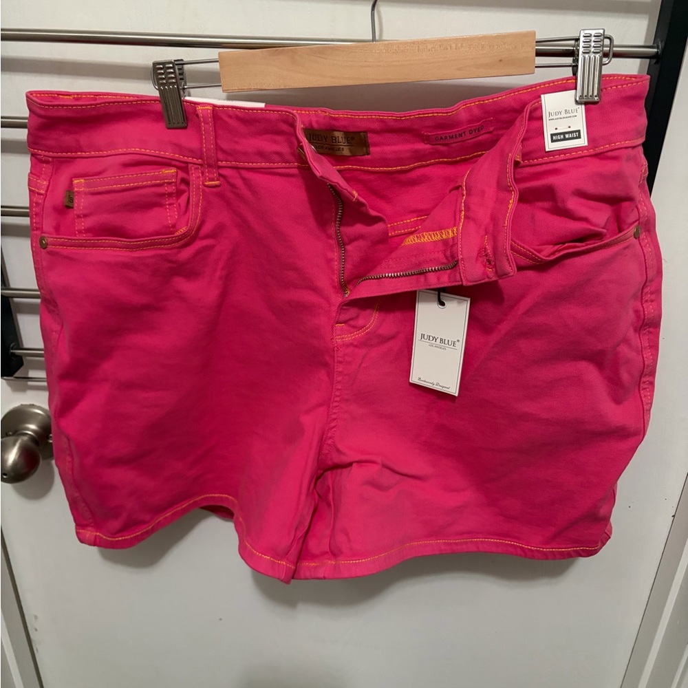 Judy Blue Women's Pink Shorts
